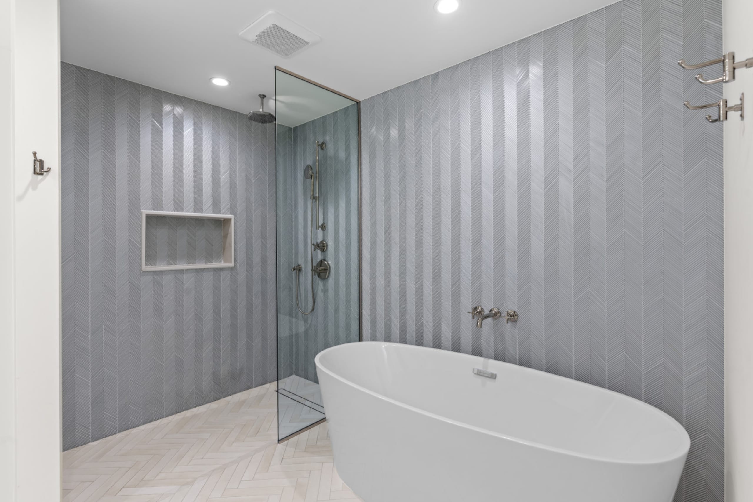 A.R.A Retreats: The Soaking Tub - Image 4