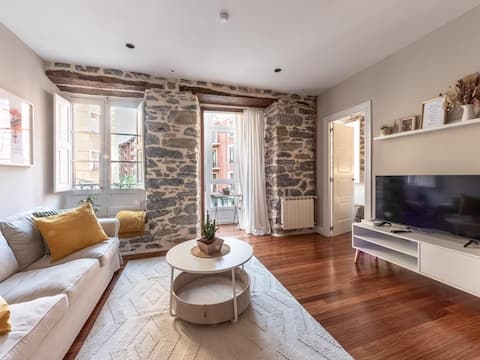 Portu Suite by Aston Rentals