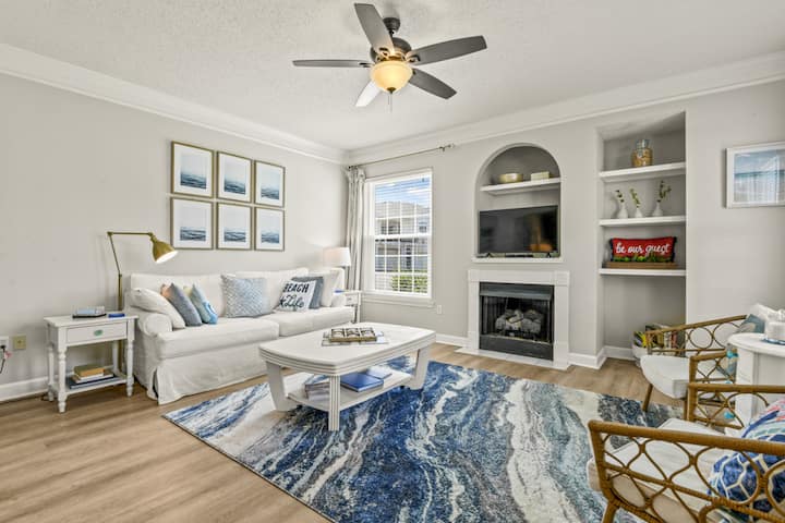 Beach Haven Villa | 2br/2ba Villa Near The Beach! - ミシシッピ州