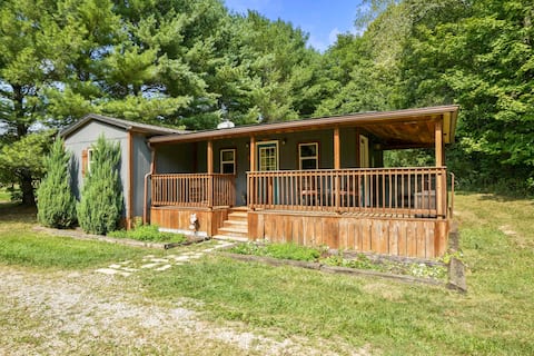 Owl Creek on 54 ac, pond, hot tub, fire ring,grill