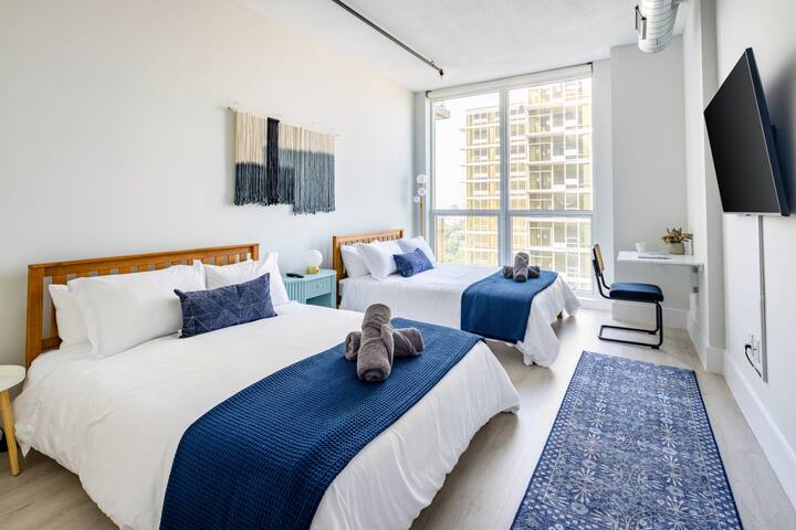 Modern Loft 15 Min from NYC with City View & Pool gallery image 2