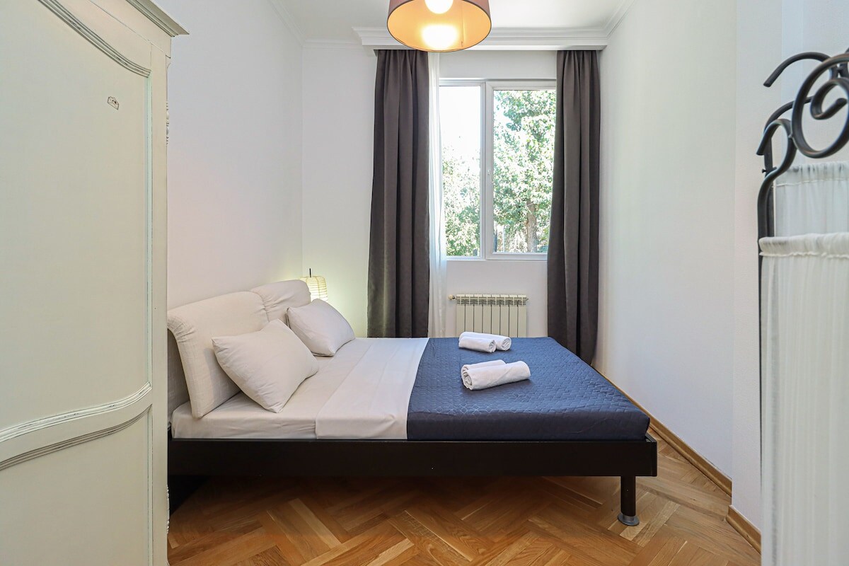 Mäkké a lákavé, je to ideálne miesto na načerpanie nových síl po dni strávenom objavovaním mesta.