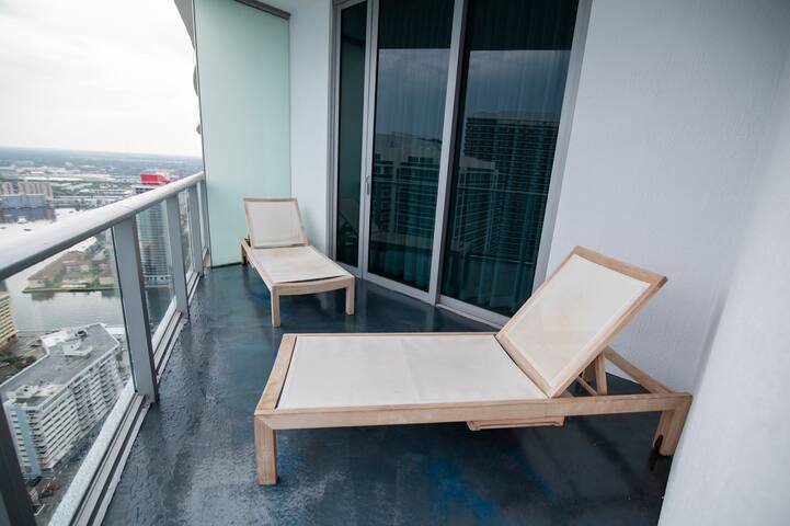 Luxurious Penthouse Vacation Resort gallery image 3