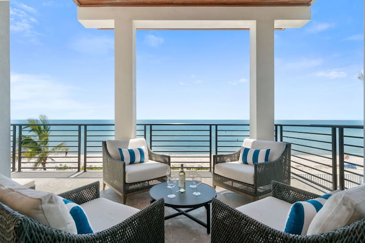 Collier Global Vacation managed Airbnb listing 1