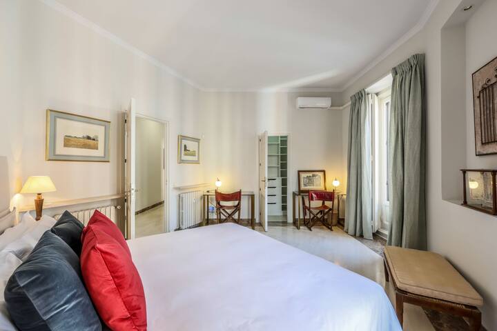 Iconic Apartment in Gran Via gallery image 4