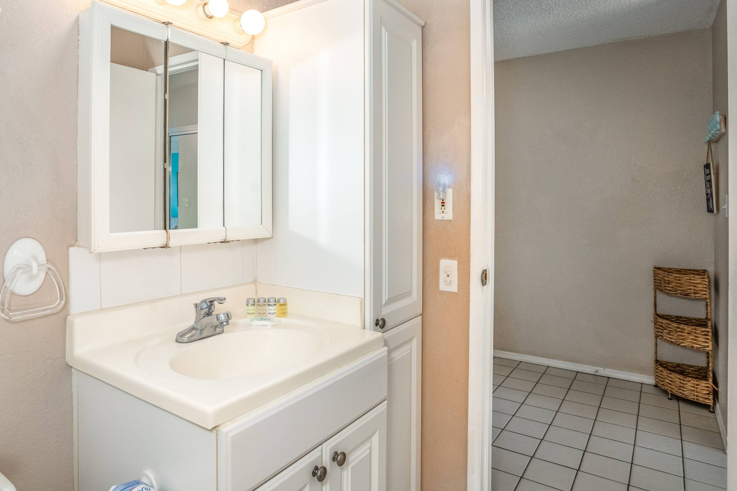 Ground floor, A/C, Close to Pool, Beach, KGE G-104 - Image 20