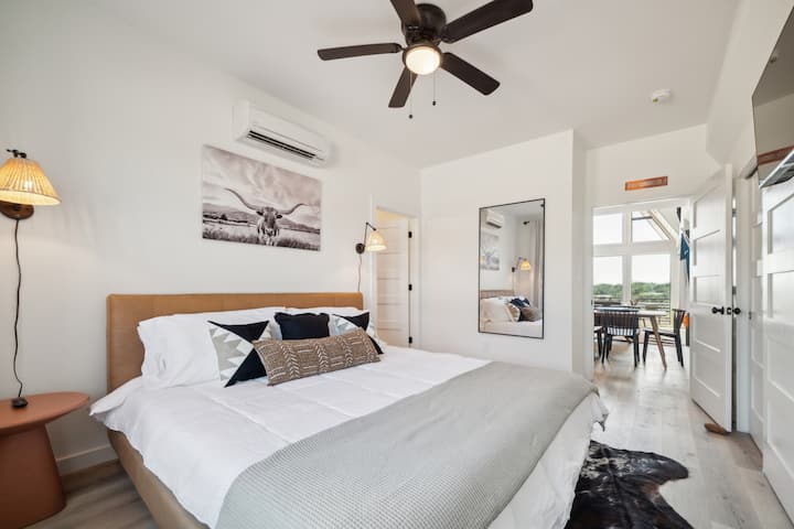 Bedroom 1: King bed, closet space, private bathroom, smart TV