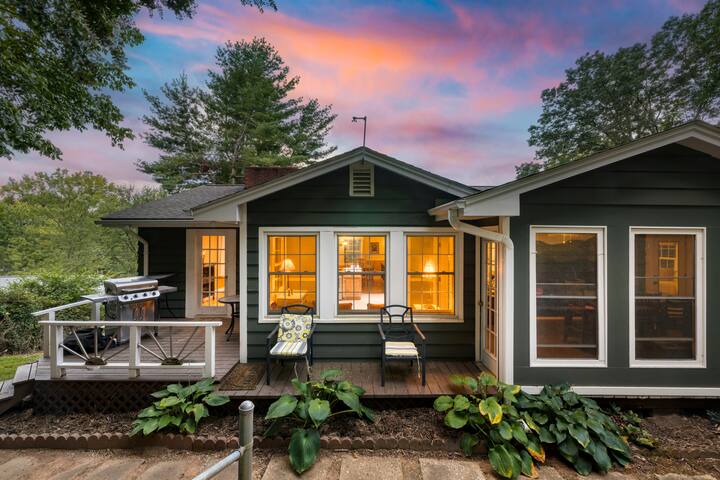 Asheville Sunset | 10min to Asheville + Ping Pong gallery image 2