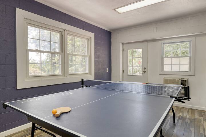 Asheville Sunset | 10min to Asheville + Ping Pong gallery image 4