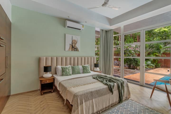 Стаи: спалня