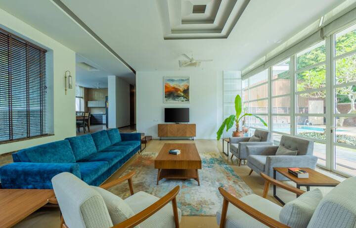 Rooms: Living room