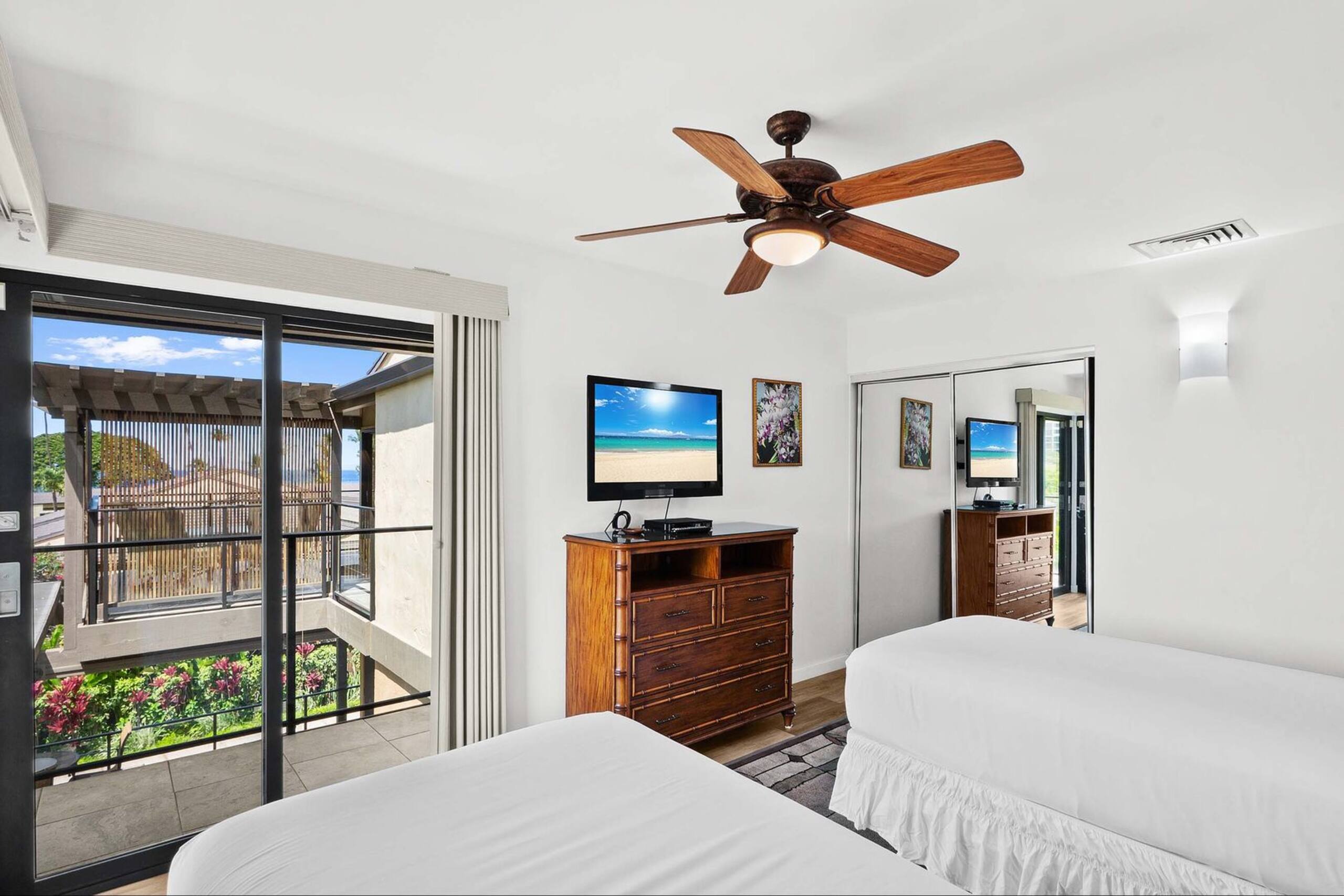 Condo in Kihei · ★4.67 · 2 bedrooms · 4 beds · 2 baths - Image 19