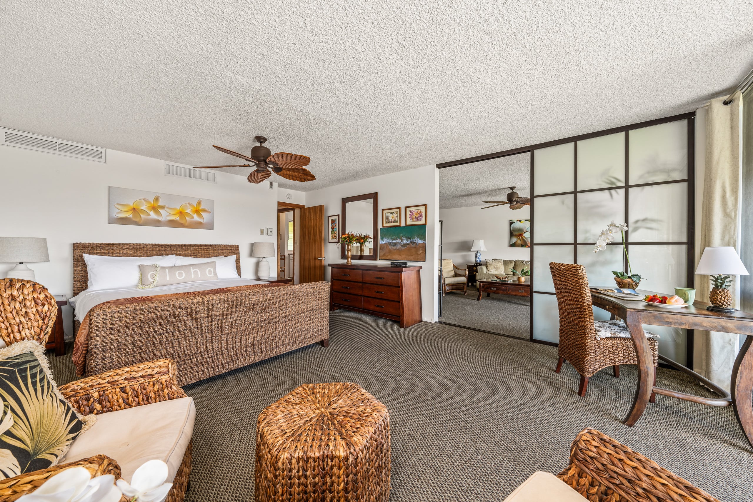 Condo in Lahaina · ★5.0 · 1 bedroom · 2 beds · 1 bath - Image 11