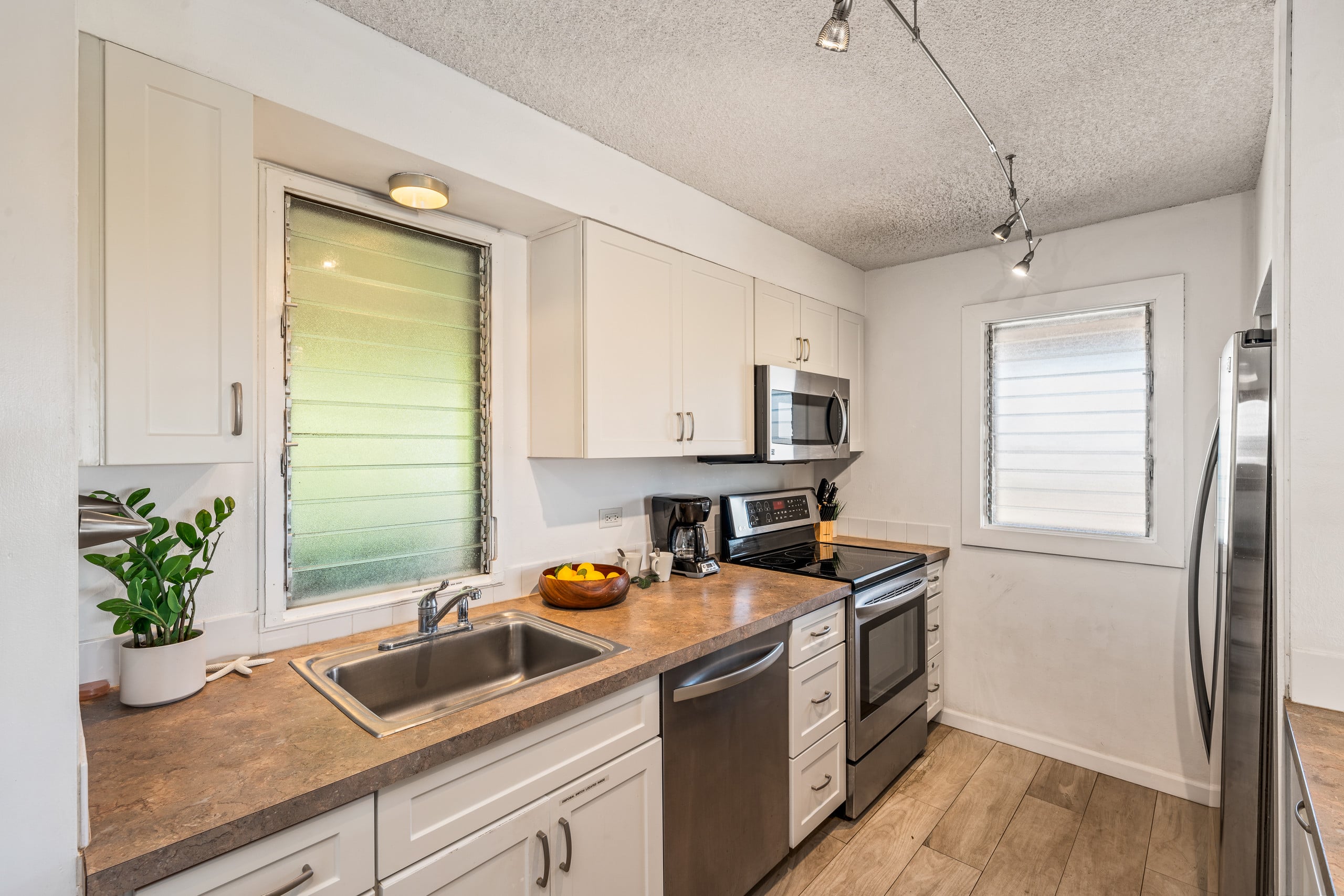 Condo in Lahaina · ★5.0 · 1 bedroom · 2 beds · 1 bath - Image 9