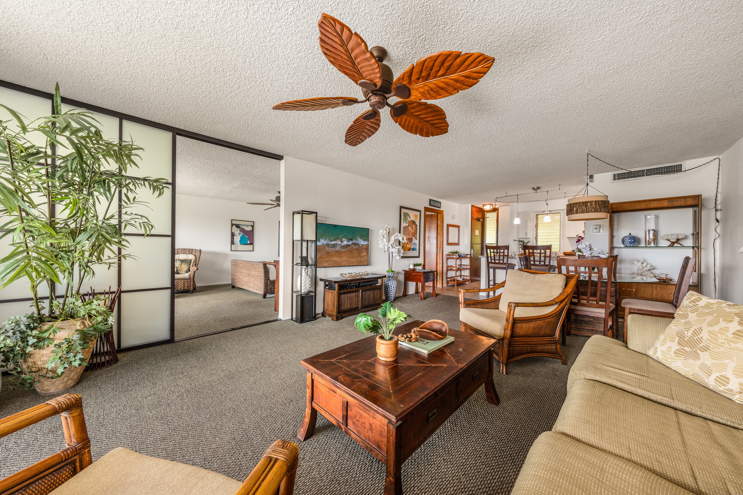 Condo in Lahaina · ★5.0 · 1 bedroom · 2 beds · 1 bath - Image 4
