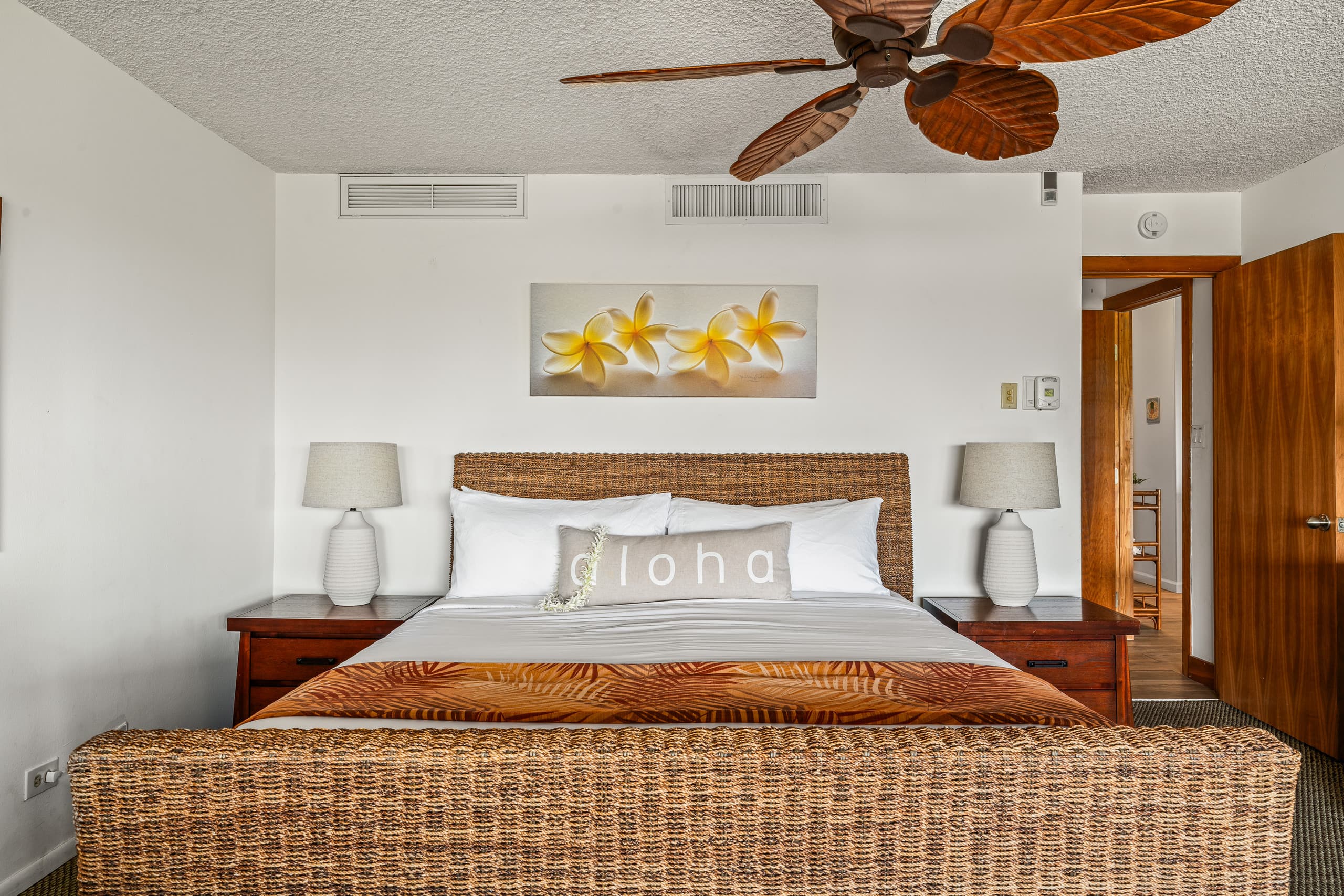 Condo in Lahaina · ★5.0 · 1 bedroom · 2 beds · 1 bath - Image 13