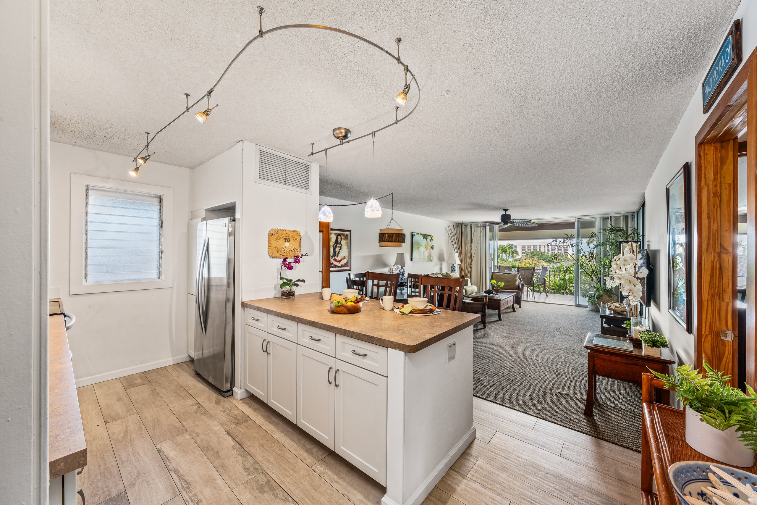 Condo in Lahaina · ★5.0 · 1 bedroom · 2 beds · 1 bath - Image 6