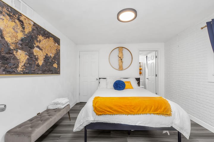 Спалня в долната част