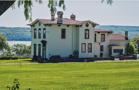 Sweet Farm Guesthouse on Seneca Lake