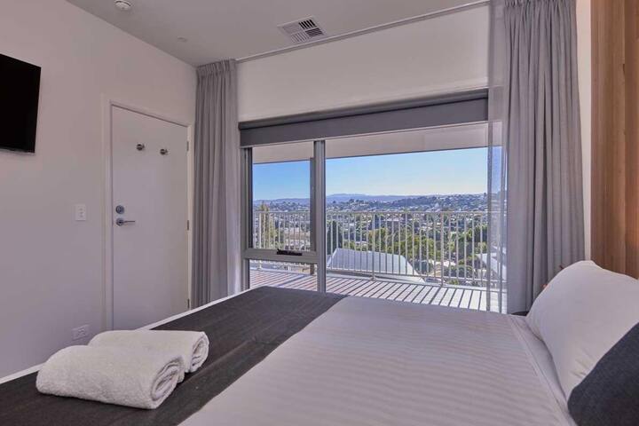 Luxury Condo gallery image 2