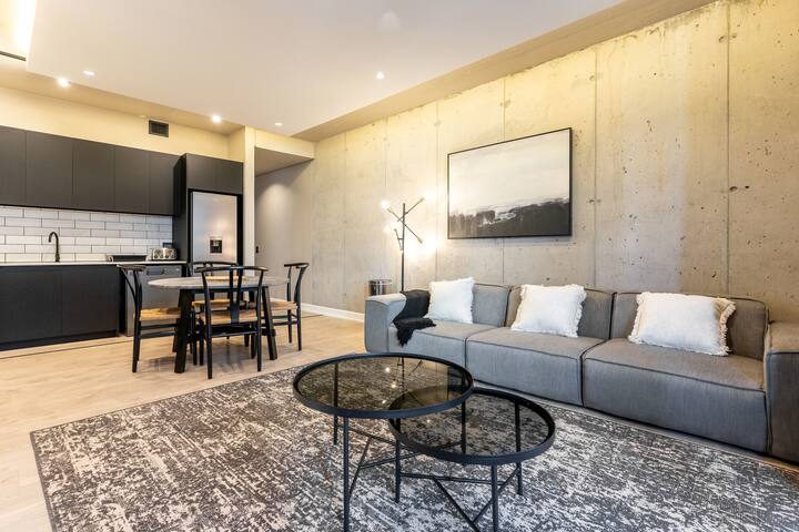 The Signature G16: Lux 2 Bedroom Aprt gallery image 5