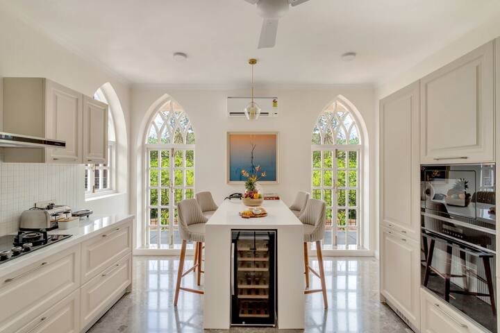 Rooms: Kitchen