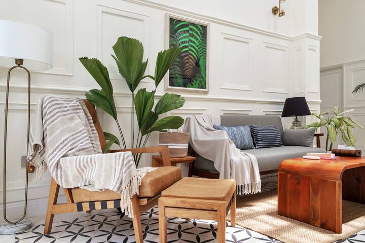 Living room image 4