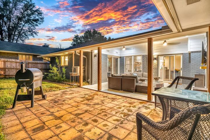 4BR Austin Home with Patio, BBQ, Great Location gallery image 3