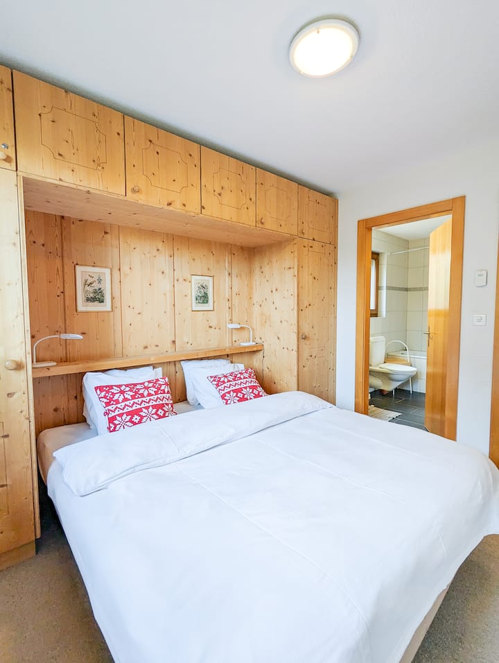 غرفة مزدوجة مع حمام خاص