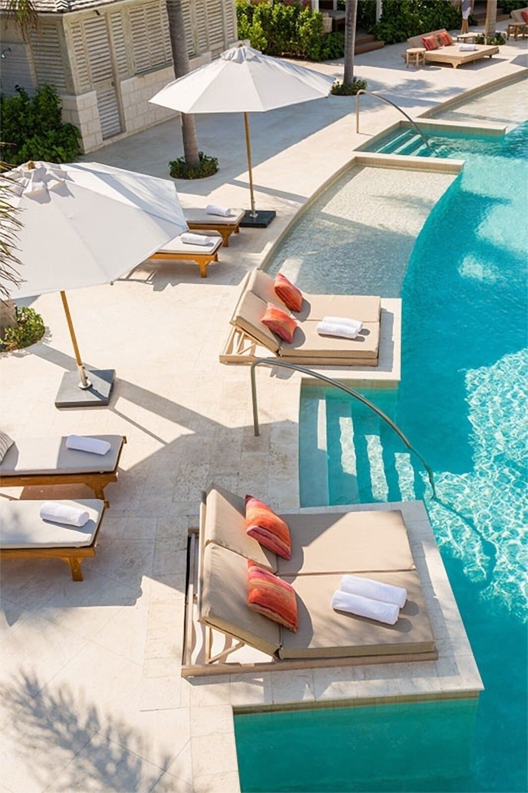 Stunning Oceanfront Suite | Multiple Pools