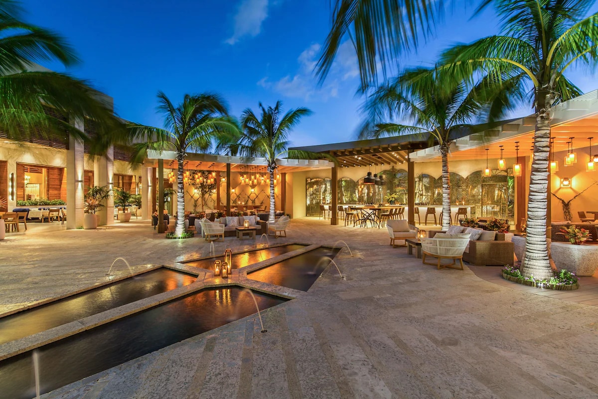 Scenic Resort in Long Bay Beach w/ Beach Access