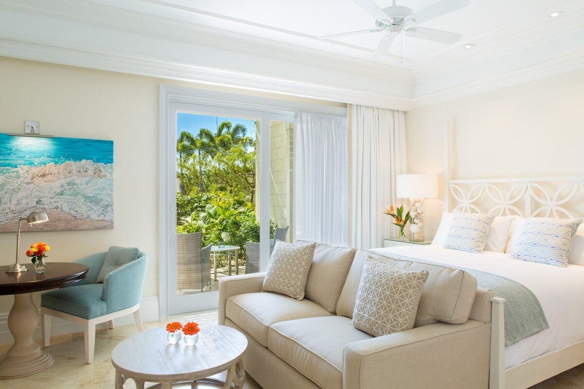 Family Room | Private Beach w/ Multiple Pools