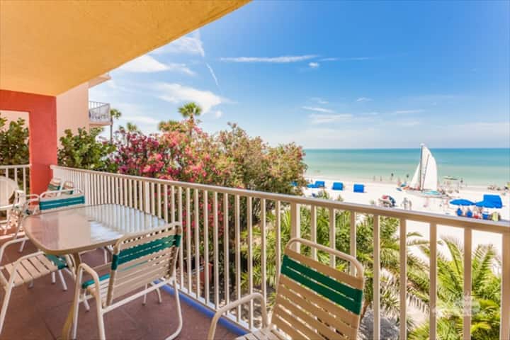Ram Sea 210 Is A Silver Tier 3-bedroom 2 Bath - North Redington Beach, FL