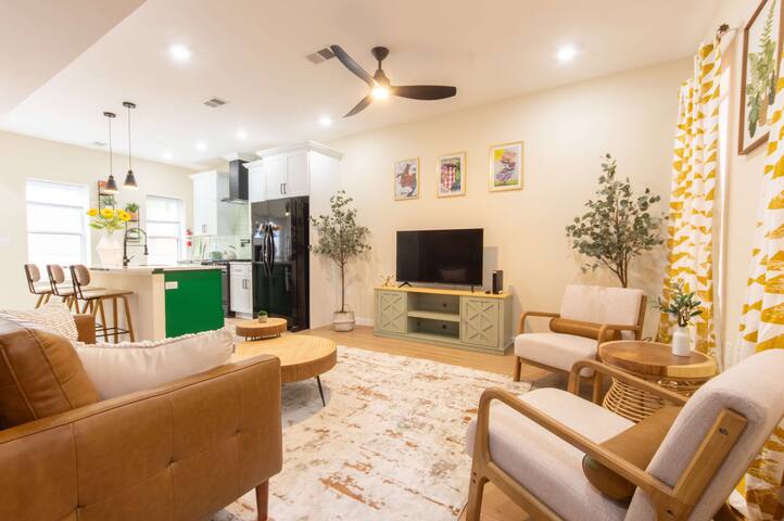 Sojourn’s Coveted Cultural Home | Sleeps 6 gallery image 5