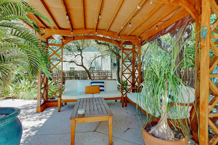 3BR home with private pool and gym room gallery image 5