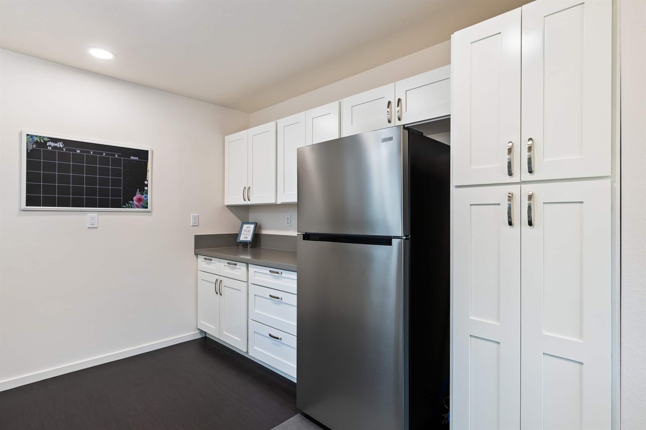 Home in Kahuku · ★4.96 · 3 bedrooms · 6 beds · 1.5 private baths - Photo 8