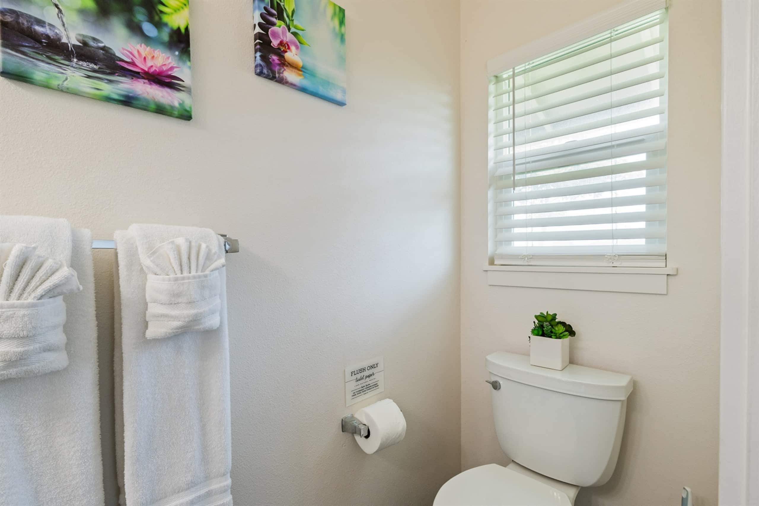 Home in Kahuku · ★4.96 · 3 bedrooms · 6 beds · 1.5 private baths - Photo 27