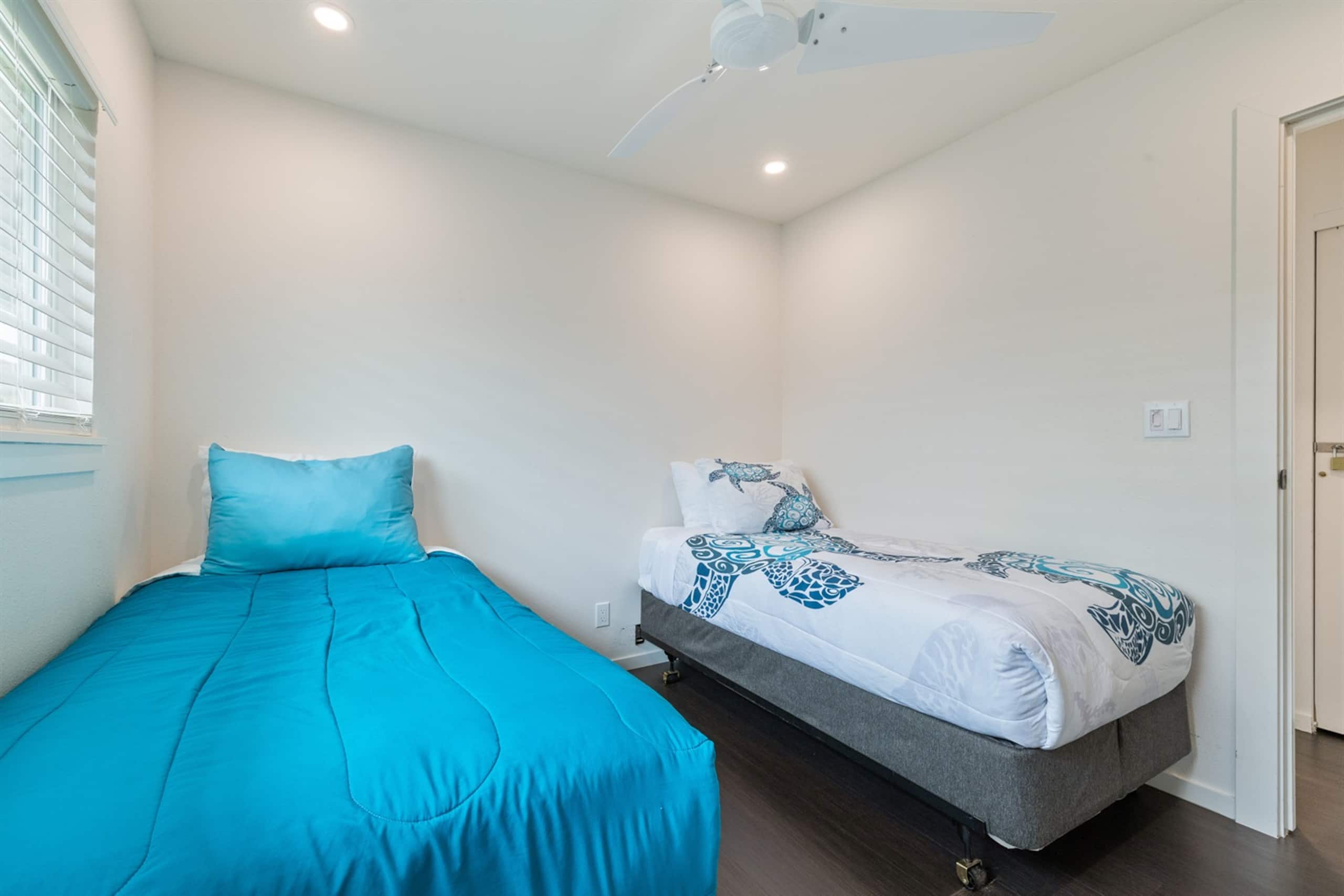 Home in Kahuku · ★4.96 · 3 bedrooms · 6 beds · 1.5 private baths - Photo 19