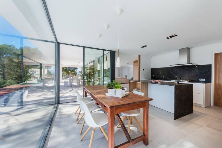 Villa Sky- with private swimming pool and terrace gallery image 5