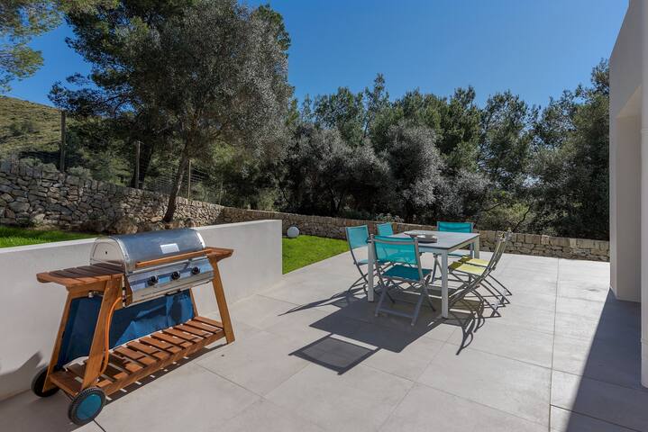 Villa Sky- with private swimming pool and terrace gallery image 3