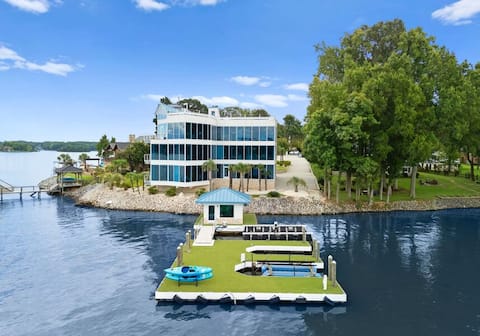 The Glass Mansion w/Optional Boat Rental