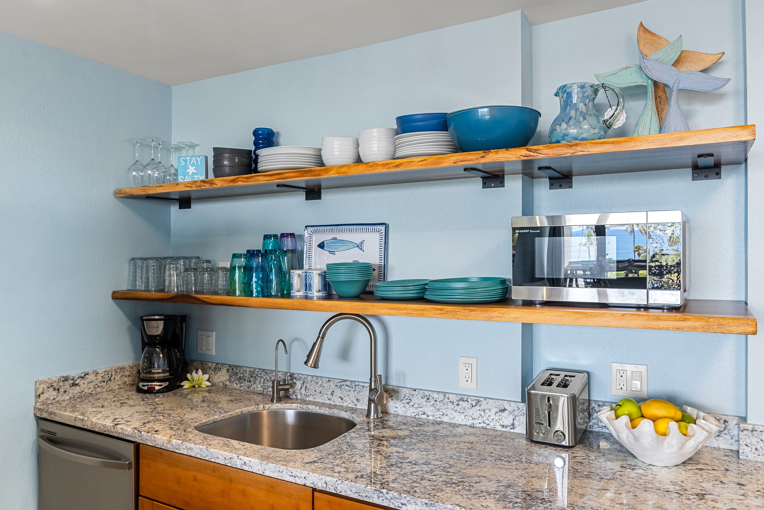 Condo in Kihei · ★4.83 · 2 bedrooms · 3 beds · 2 baths - Image 8