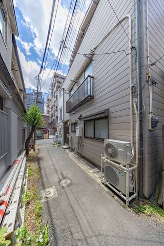 NEW! | Koenji House | 3BR Family-Friendly Haven gallery image 3