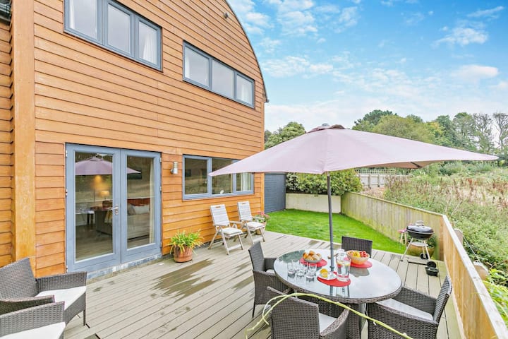 3 Bed In Goldenbank (Oc-c29977) - Falmouth