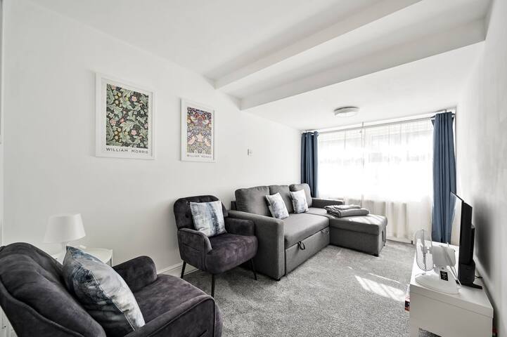 GuestReady – Lovely townhouse in West Kensington gallery image 2