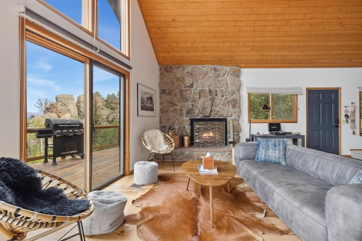 Private 3-acre Retreat With Hot Tub & Divide Views - Colorado