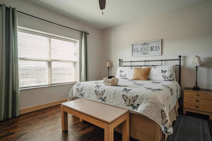 Sweet Butterfly - Unit 1601 - Mountain View Condos - Pigeon Forge, TN
