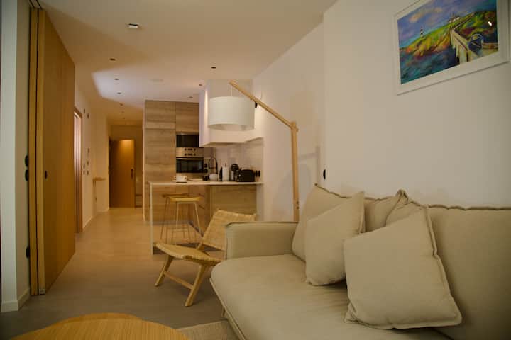 Modern , Elegant And Well Equipped In Town Centre - Ribadeo
