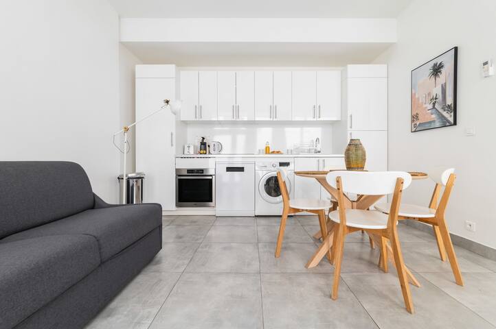 Flat Guest managed Airbnb listing 1