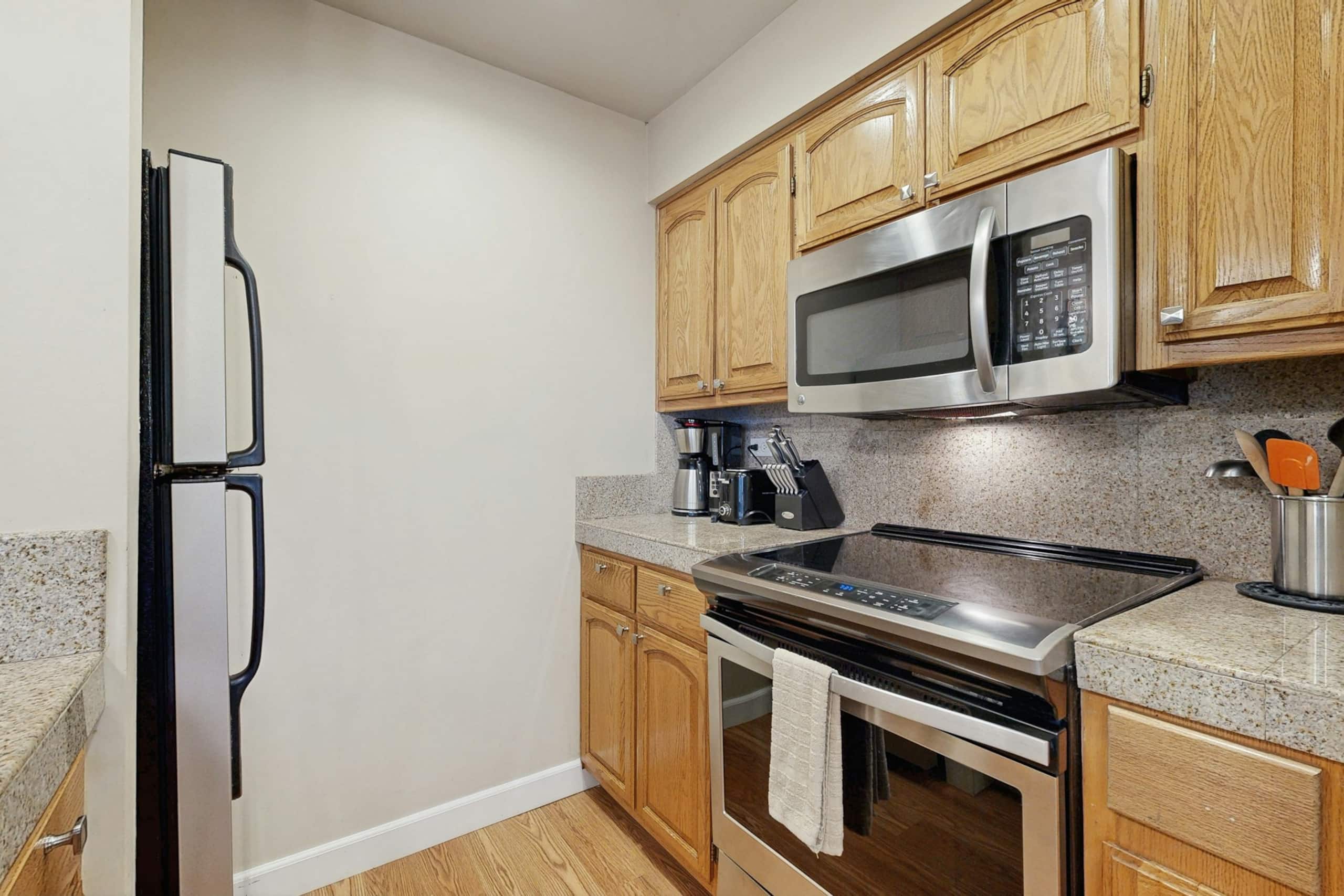 Lakeland Village Condo Lake, Slopes & Loft - Photo 5